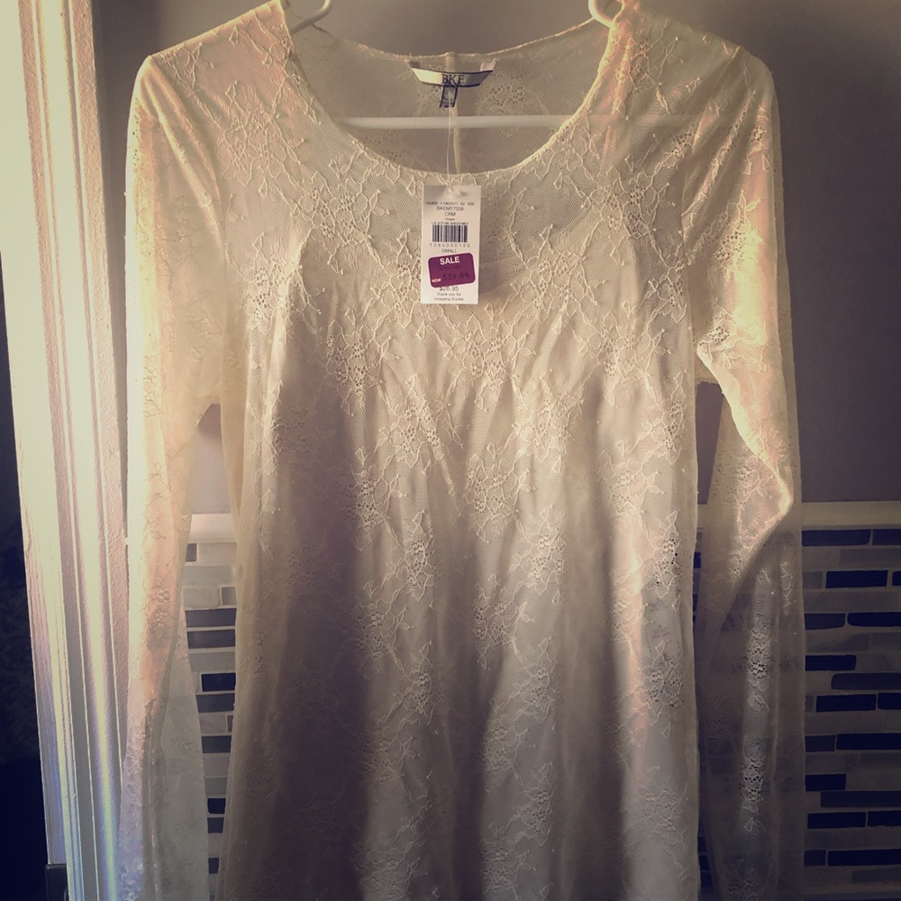 Dressy lace shirt and cami